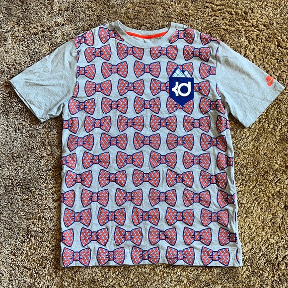 Men’s Nike KD Bowtie T-Shirt - Picture 1 of 2